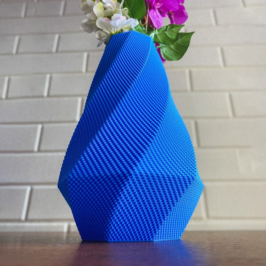 SELENE VASE 4 1080